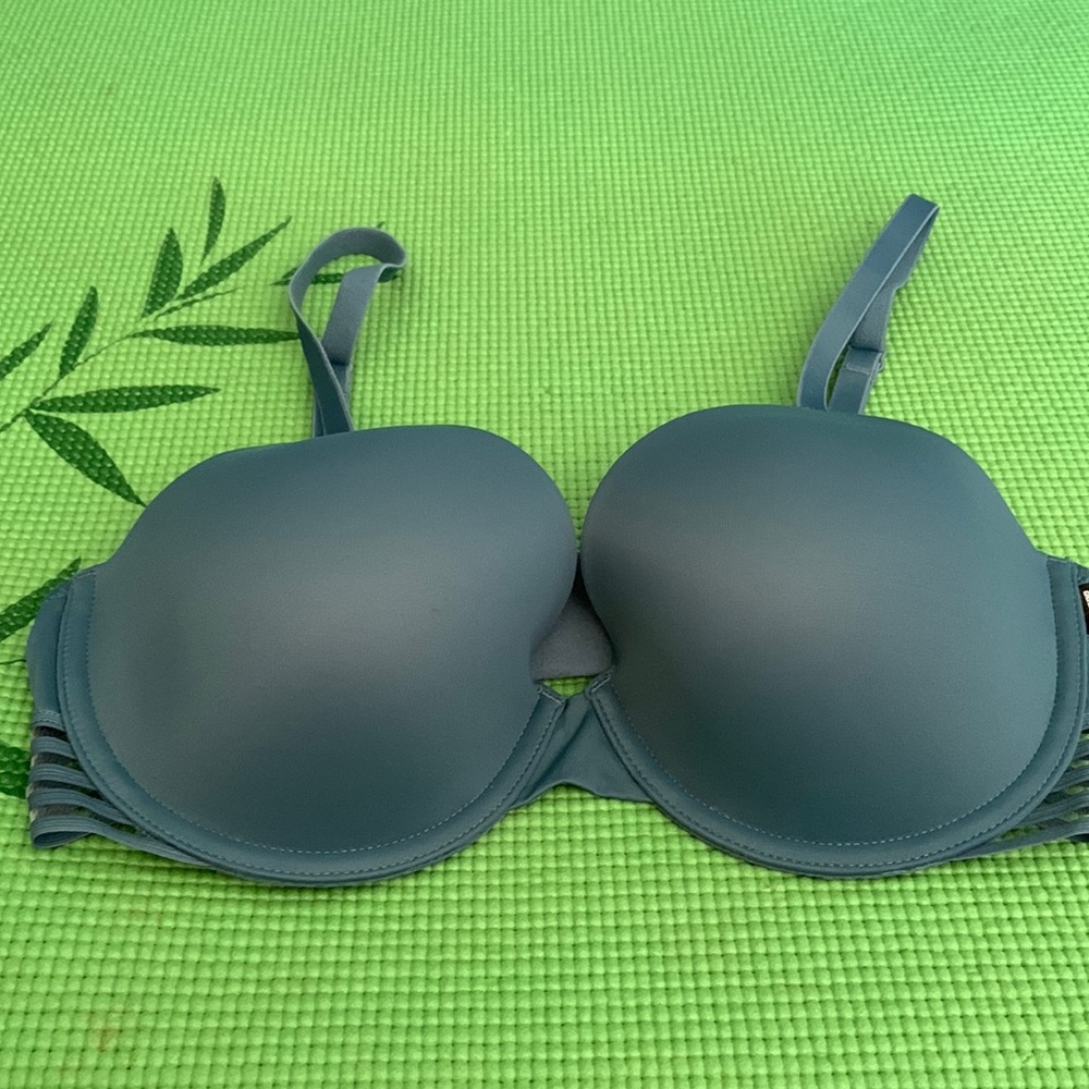 Victoria’s Secret PINK teal blue bra.